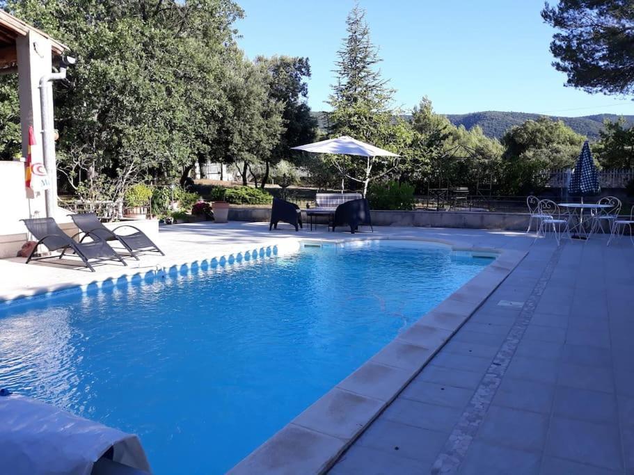 Villa Le Bosquet En Luberon. Ménerbes Eksteriør billede