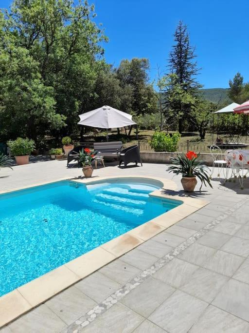 Villa Le Bosquet En Luberon. Ménerbes Eksteriør billede